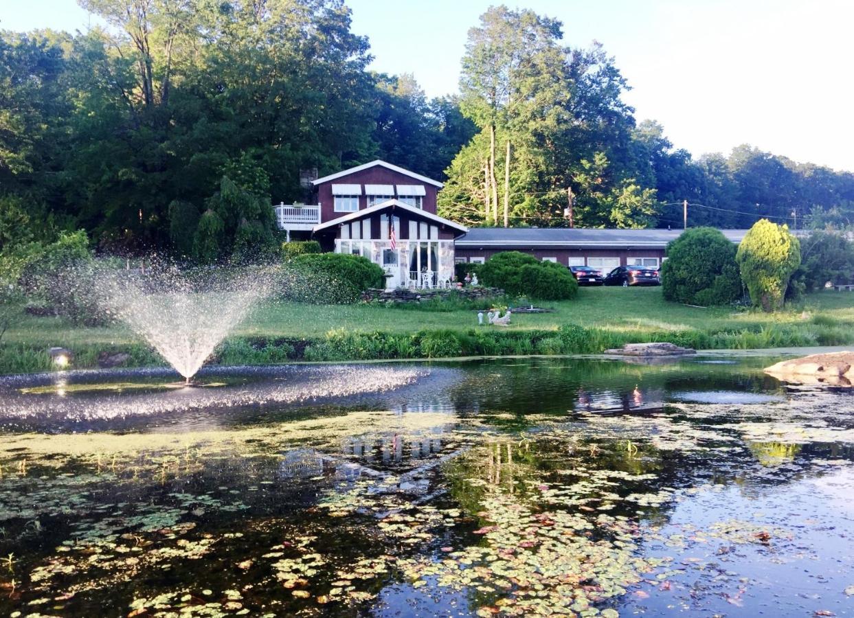 Lake Moc A Tek Inn Lakeville المظهر الخارجي الصورة