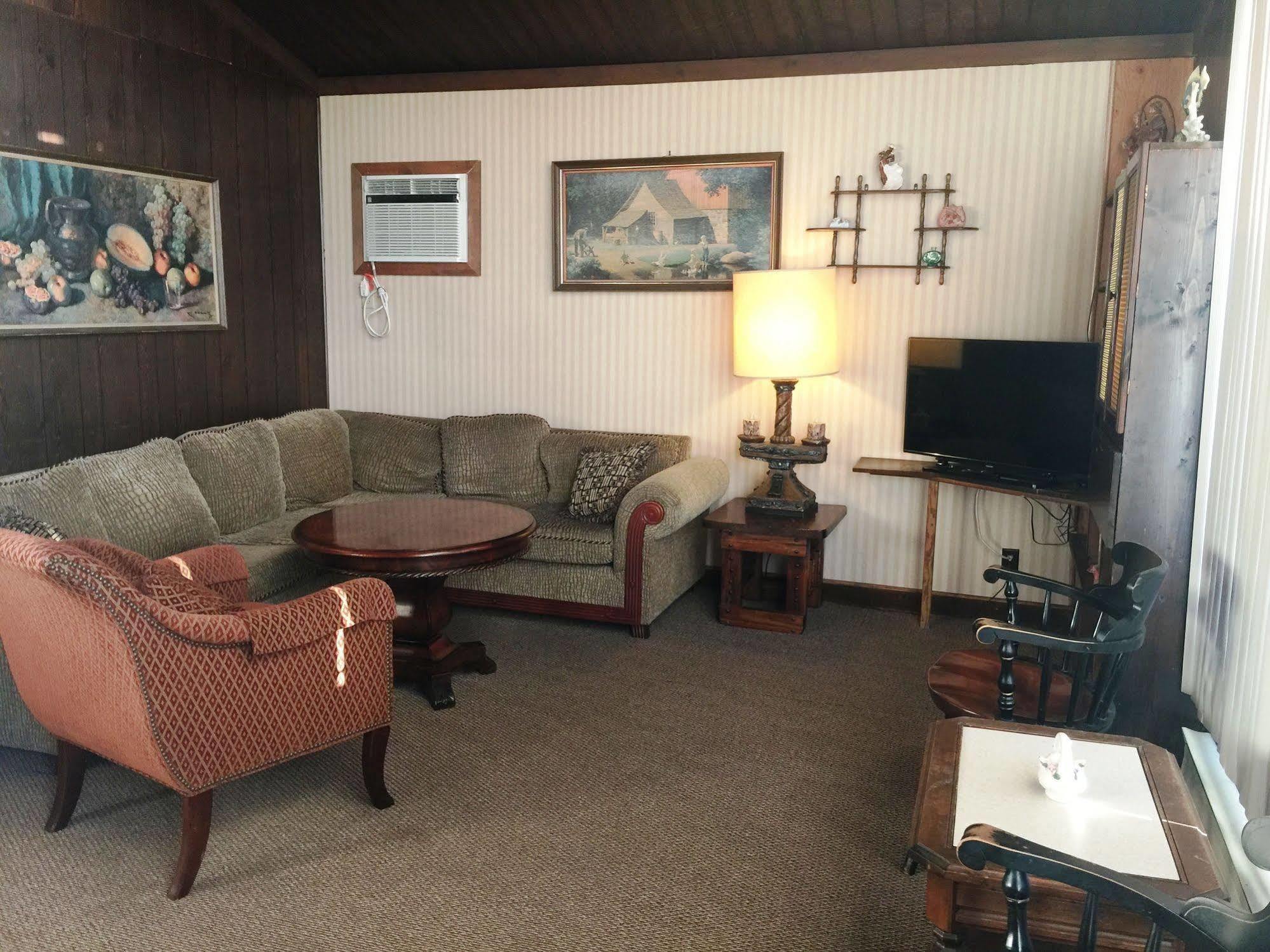 Lake Moc A Tek Inn Lakeville المظهر الخارجي الصورة